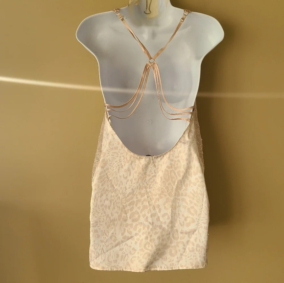 Victoria's secret lace slip size M Animal Print - Picture 4 of 9